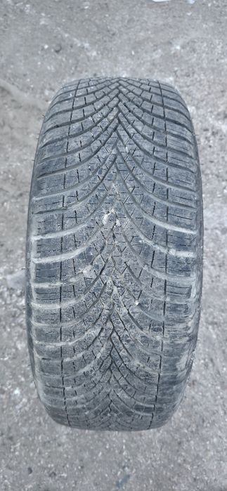 Anvelope de iarna 205 55 R16 Continental si Debica