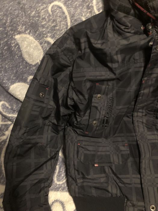 Geaca barbateasca stare excelenta 100 lei