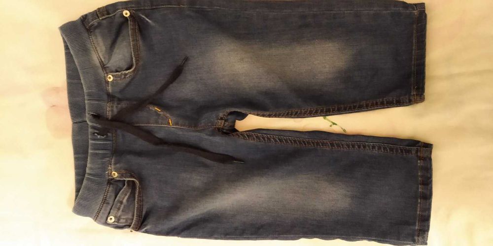 МНОГО запазени блузи ,  Дънки  по 8лв