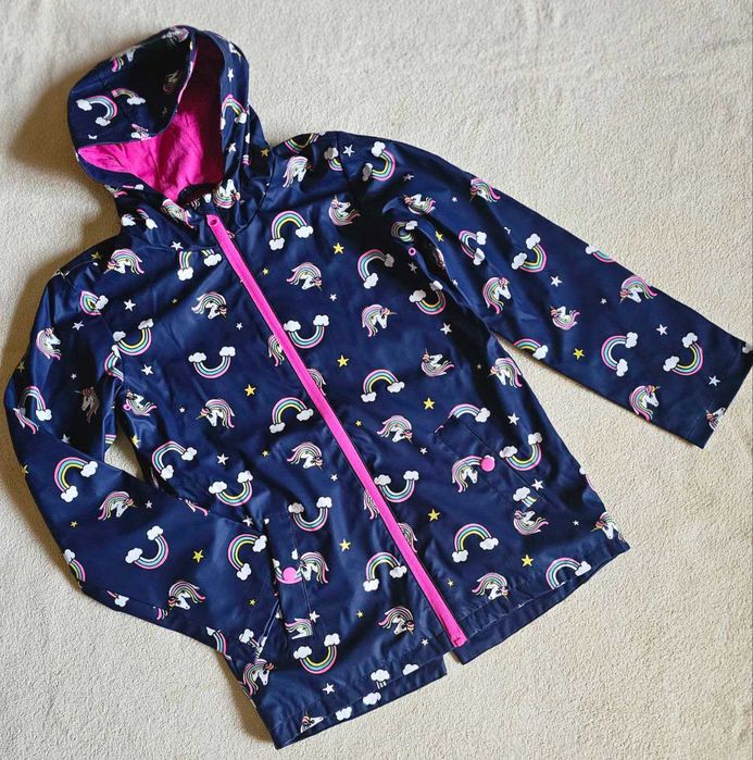 Куртка ветровка на 10-11лет.