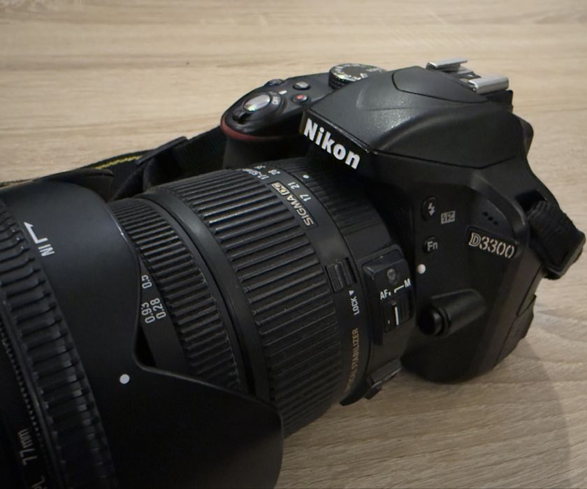 Nikon D3300 + Sigma 17-50mm
