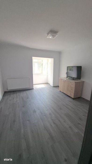 Apartament cu 2 cam Podu Roș,  Bulevardul Socola, vizavi de Giabo.