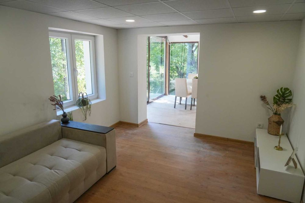 Продава се Къща в с. Томпсън, Област София-област - 73 кв.м за 1350 €/кв.м - Снимка #2