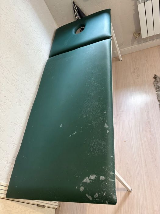 Продается кушетка