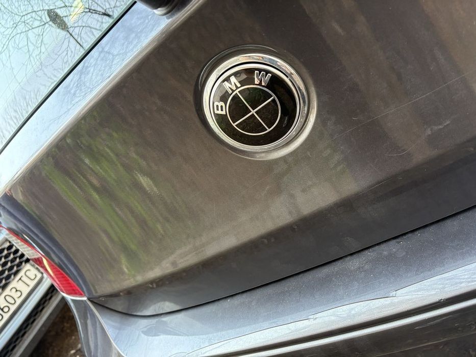 Емблема За БМВ С Подарък Тапи За Монтаж / BMW Емблеми За Всички Модели