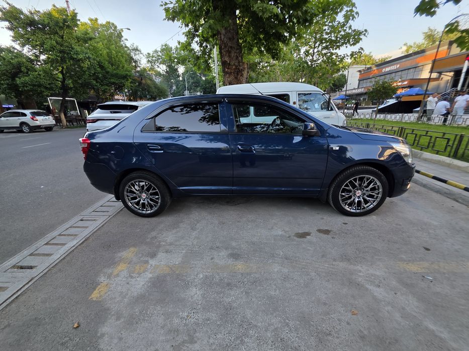Chevrolet cobalt 2023 AT