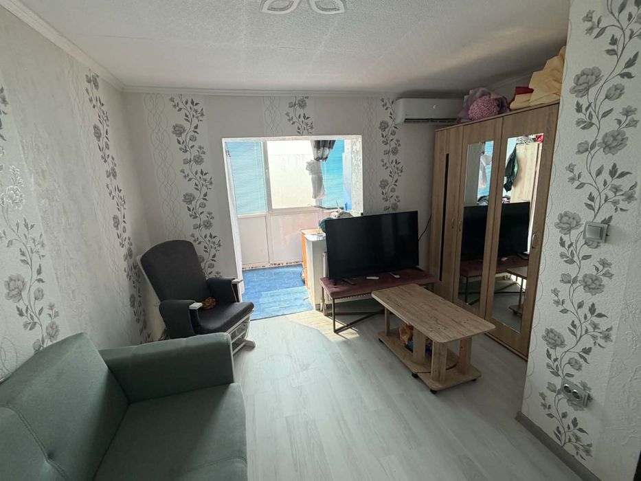 vand apartament