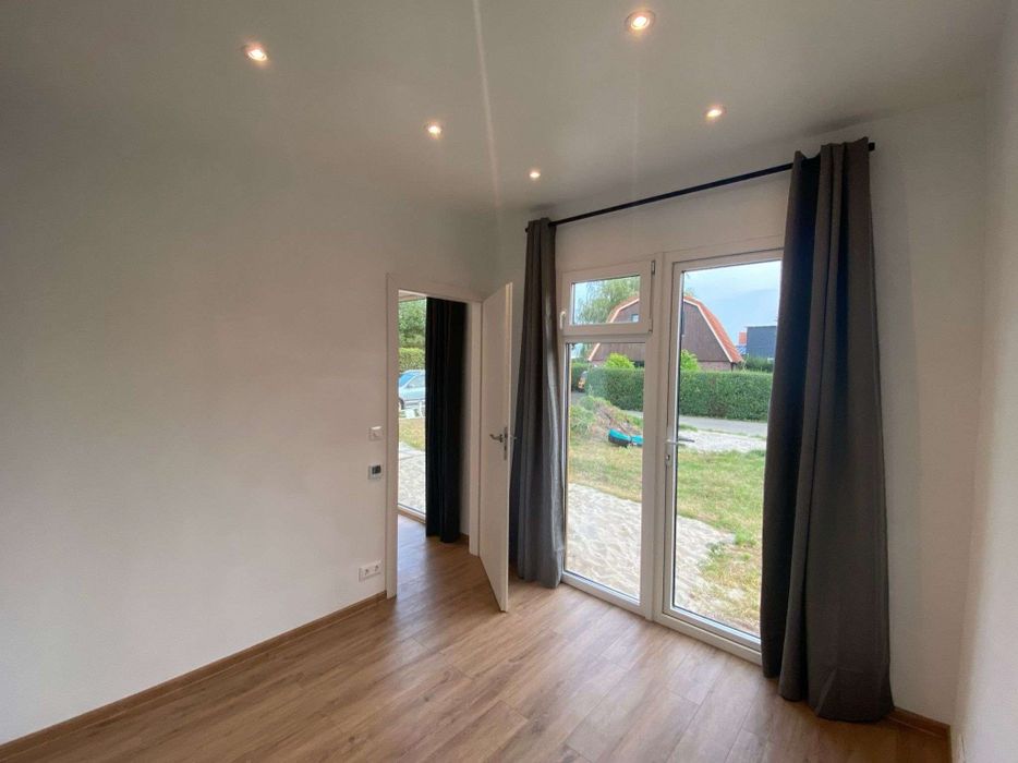 De vânzare are dormitor bucătărie și birou