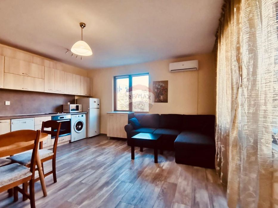 Апартамент с две спални и ПАРКОМЯСТО на удобна локация,Техникумите, г