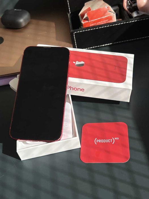 iPhone 13 128 gb, pachet complet, rosu, baterie 74%, niciun defect