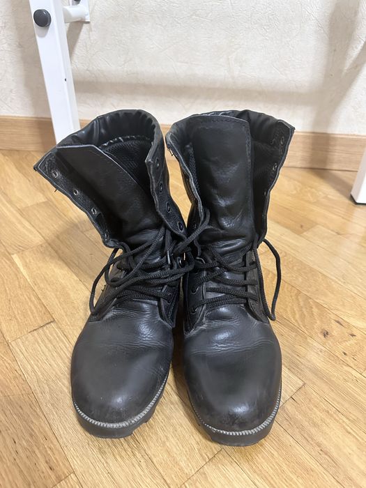 Срочно продается комплект для военный кафедры.