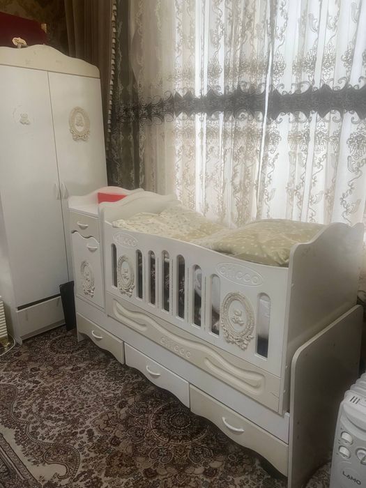 Bolalar mebeli sotiladi srochna