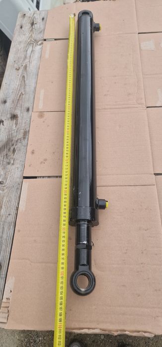 Cilindru hidraulic 1000 mm închis 1 m deschidere 70 cm tija grosime 40