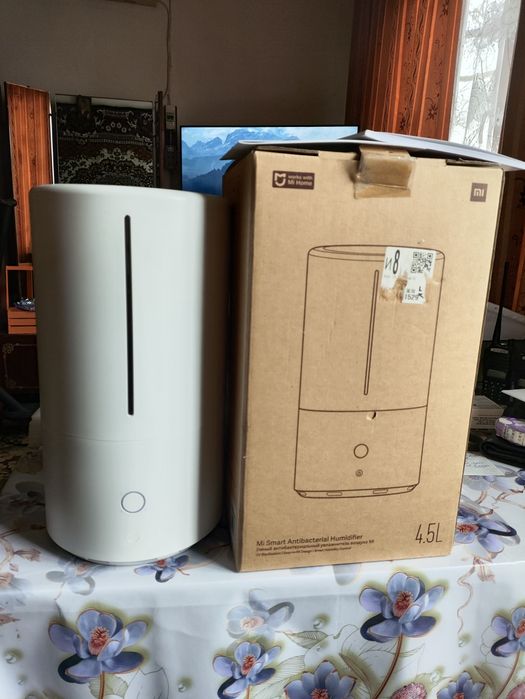Продам увлажнитель воздуха Xiaomi.
