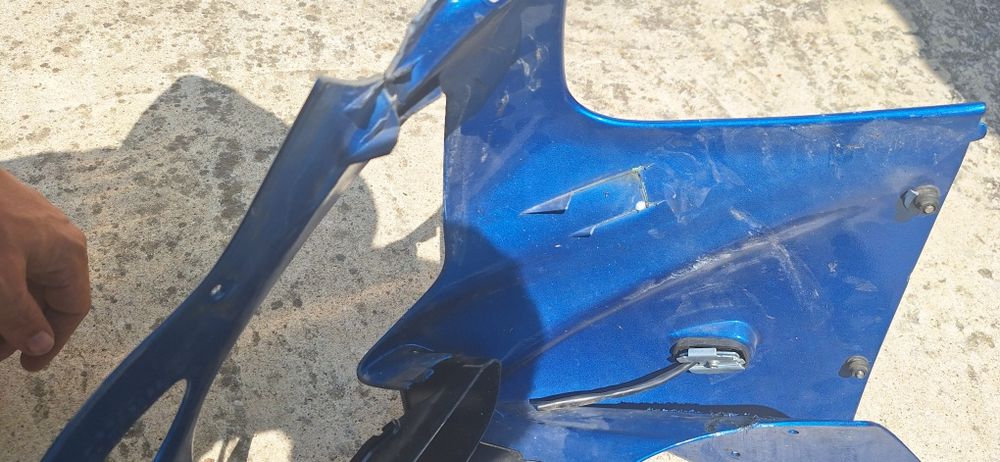 Лепене и възстановяване на авто-мото брони