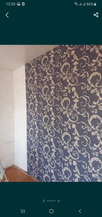 Поклейка обоев и галтелей