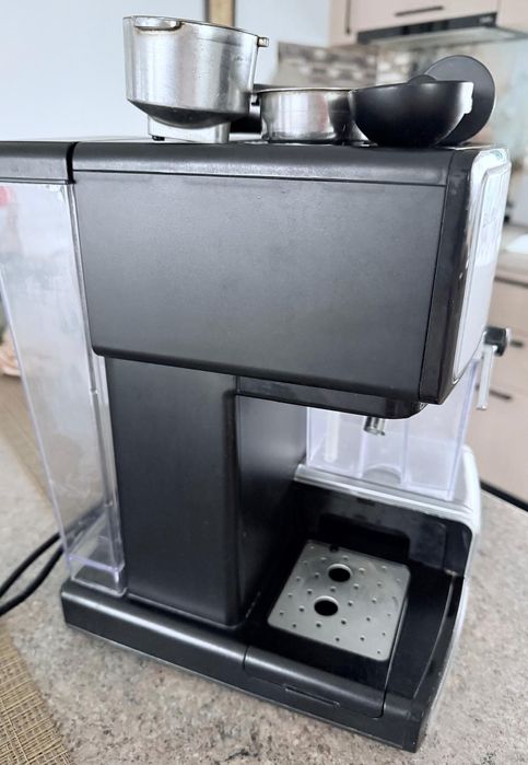 Expressor Breville PrimaLatte 15 bar