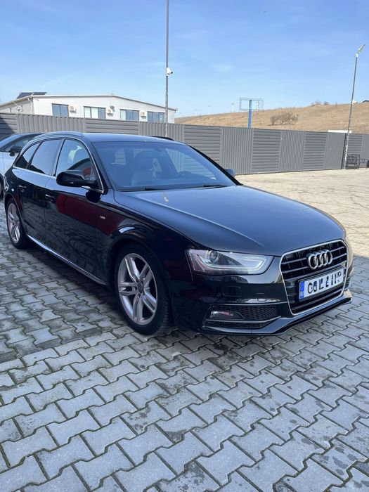 Audi A4 Vând Audi a4 S LINE b8.5,(2014) cutie automată multitronic.