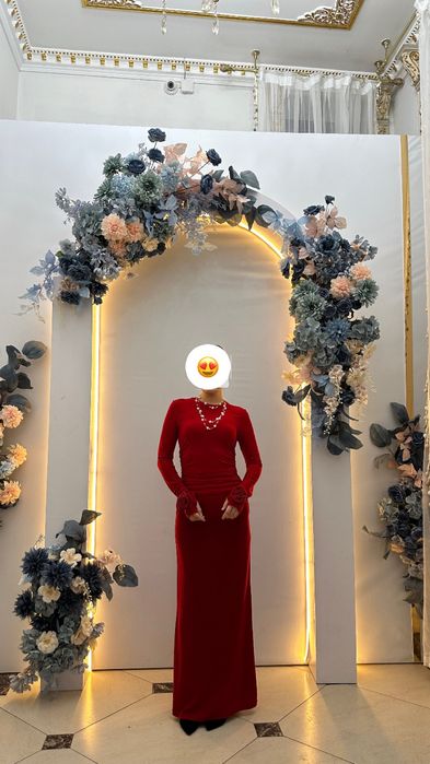 Платье размер s 12.000