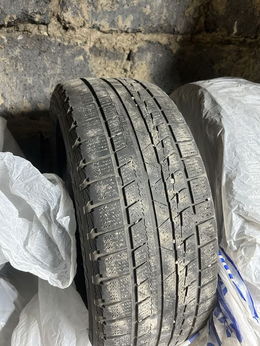 Продам резину 3шт