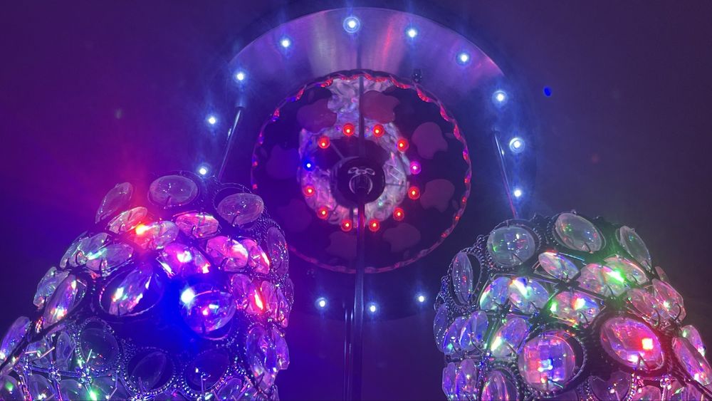 Люстра цветная срочно