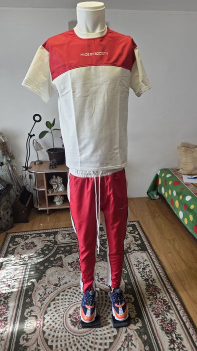 Made by society tricou+compleu