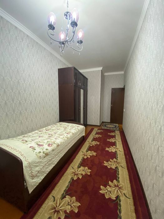 Сдаётся 4х комнатная квартира на Дом Быта(Ц.Луначарского,Ялангач)