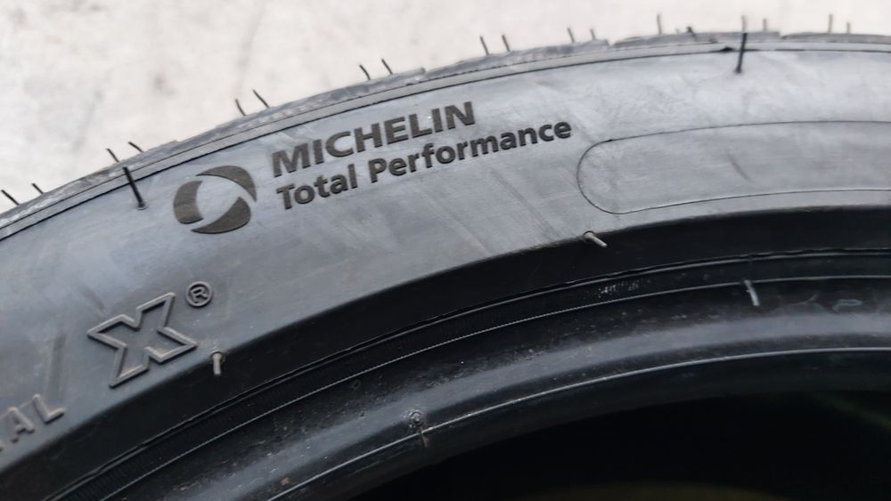 Зимни гуми 225/40/19 Michelin Pilot Alpin 5 2 броя