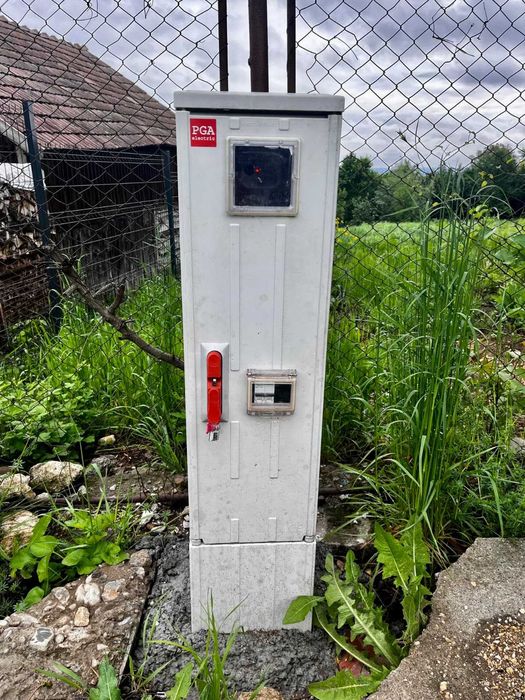 Vând teren intravilan cu utilități 1500mp