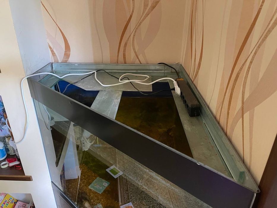 Продам аквариум 300 литров