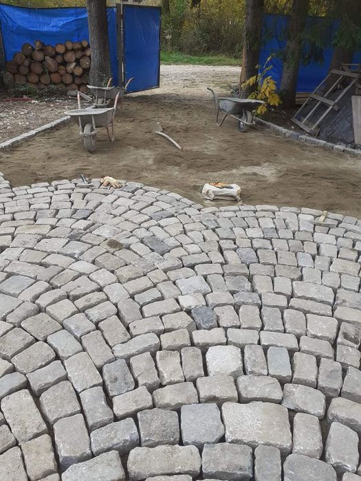 Piatră cubică Andezit, mă deplasez oriunde în Țară