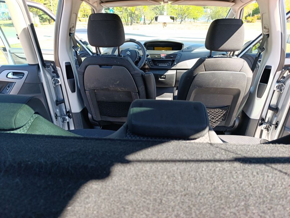 Ситроен Пикасо с Дизелов Двигател