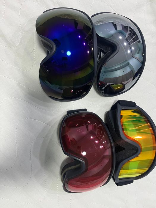 Шлем горнолыжный