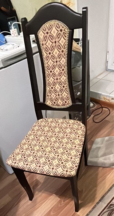 Продам стол со стулями