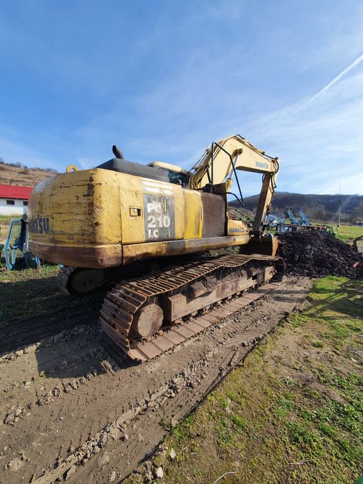 Dezmembram excavator Komatsu PC210LC