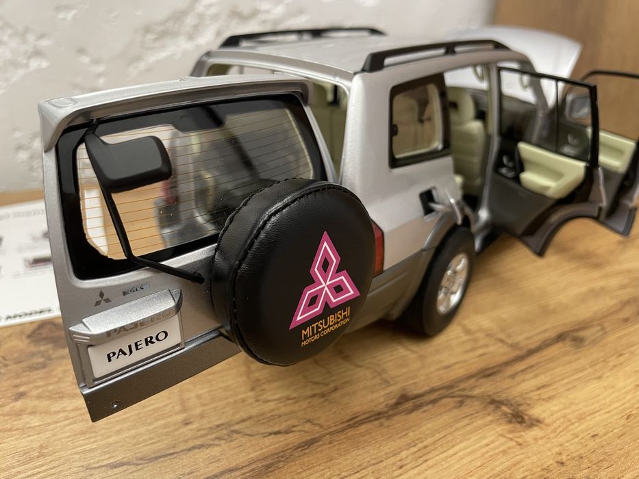 Коллекционные модели в масштабе 1:18