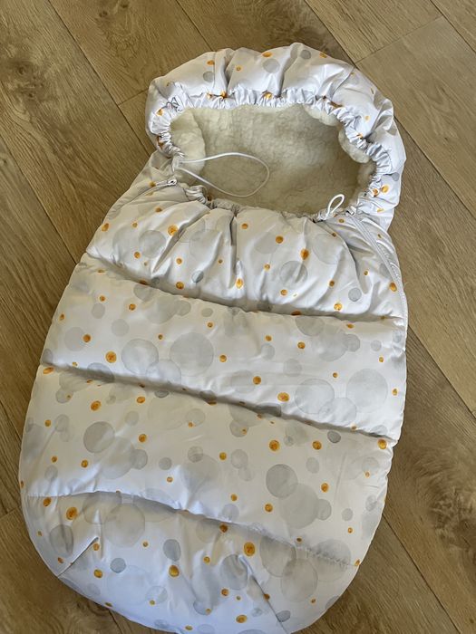 Продам конверт зимний (овечья шерсть)