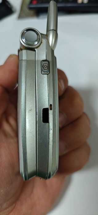 Telefon cu clapeta LG G7100