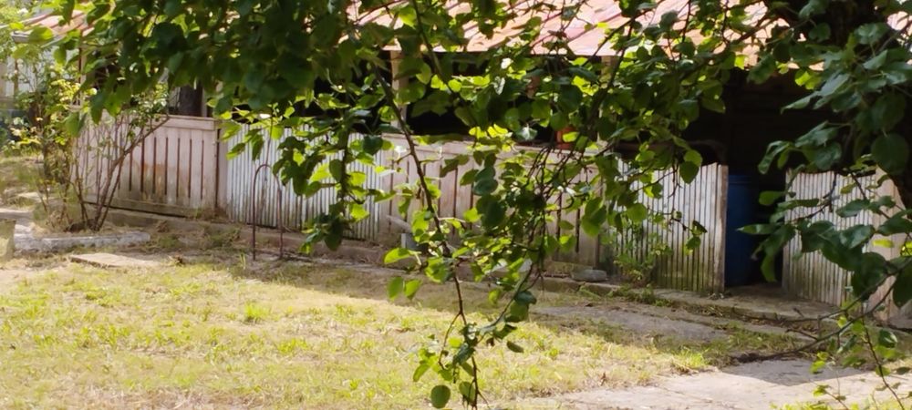Casă de vânzare.