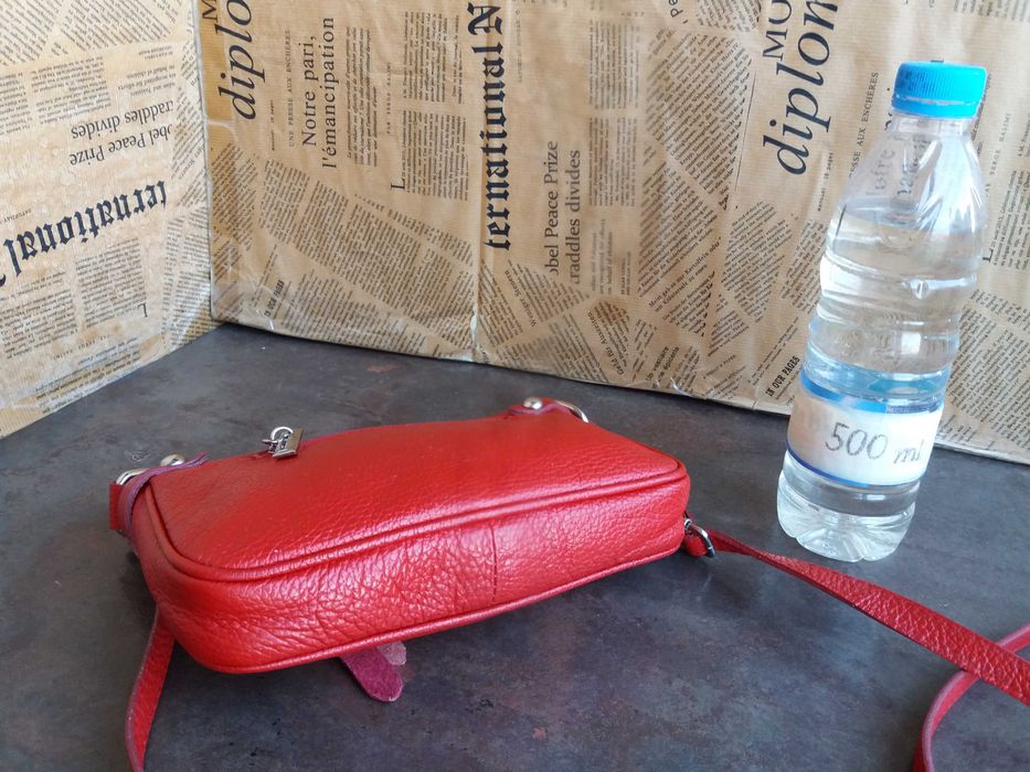 дамска чанта,малка червена,кожена чантичка-естествена кожа