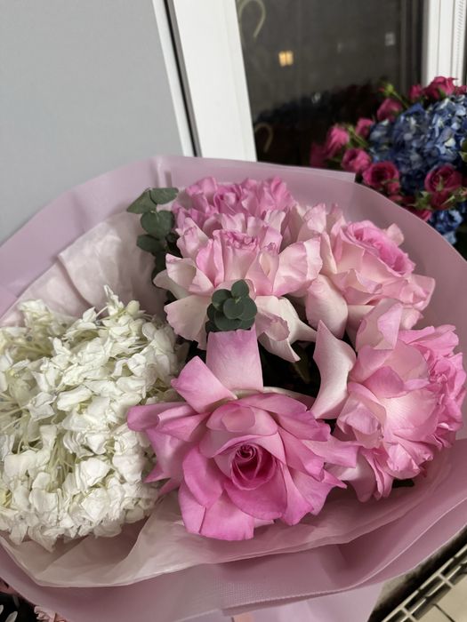 Цветы вчера подарили свежие