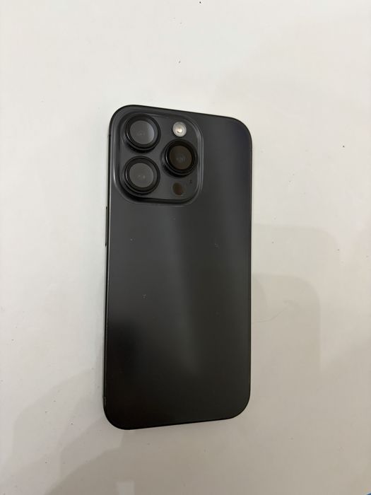 iPhone 15 pro LLA 128 gb qora