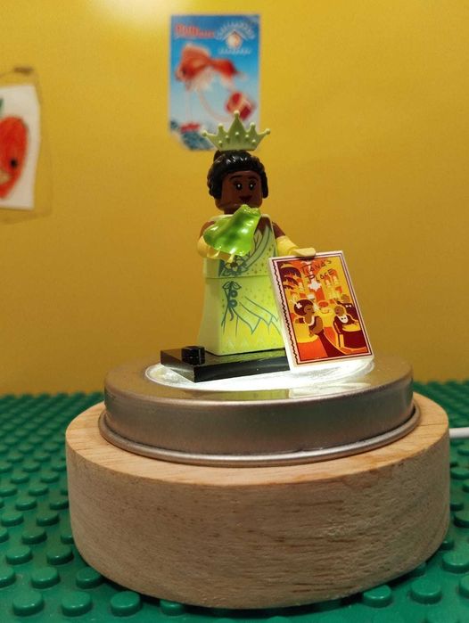 Серия минифигурок, Disney 100