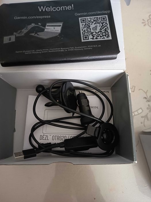 Навигация Garmin Dezl LGV 720