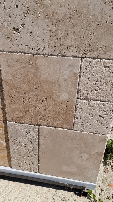 Piatra naturala decorativa travertin marmura thassos granit