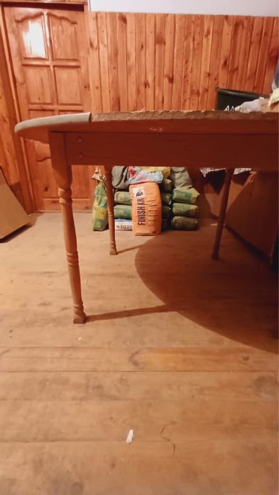 Продам стол