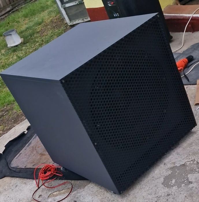 Subwoofer difuzor RCF 18" Pasiv