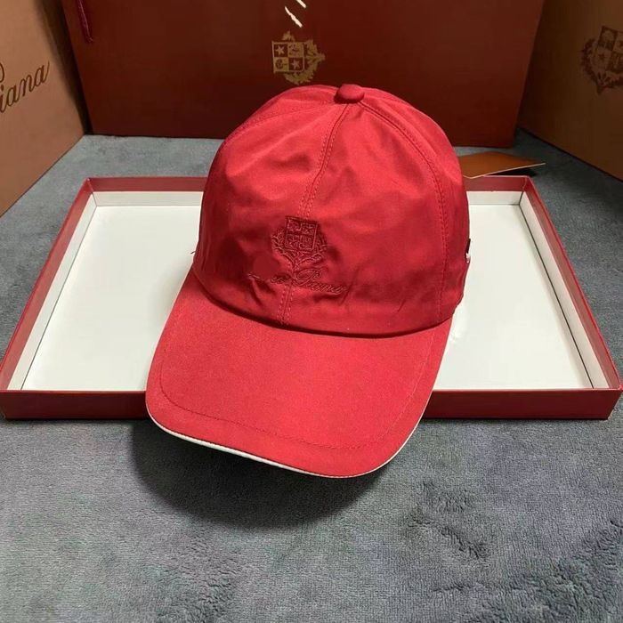 Loro Piana кепка
