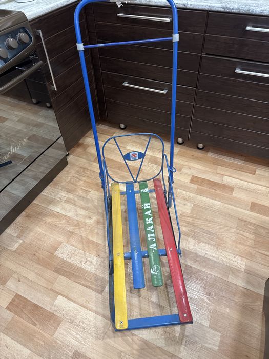 Продам санки, б/у