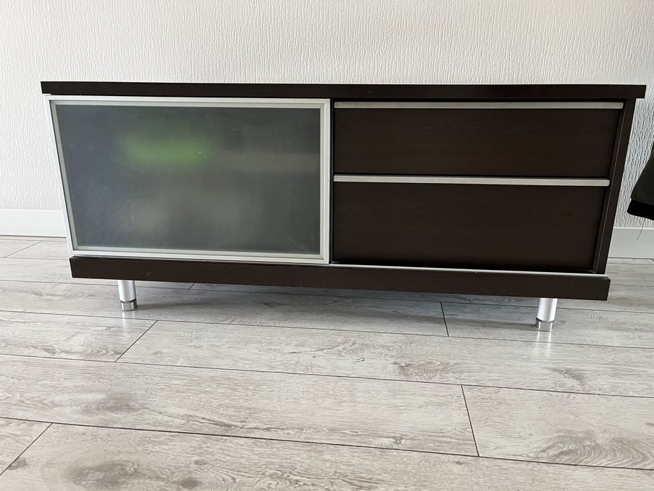 Тумба под телевизор